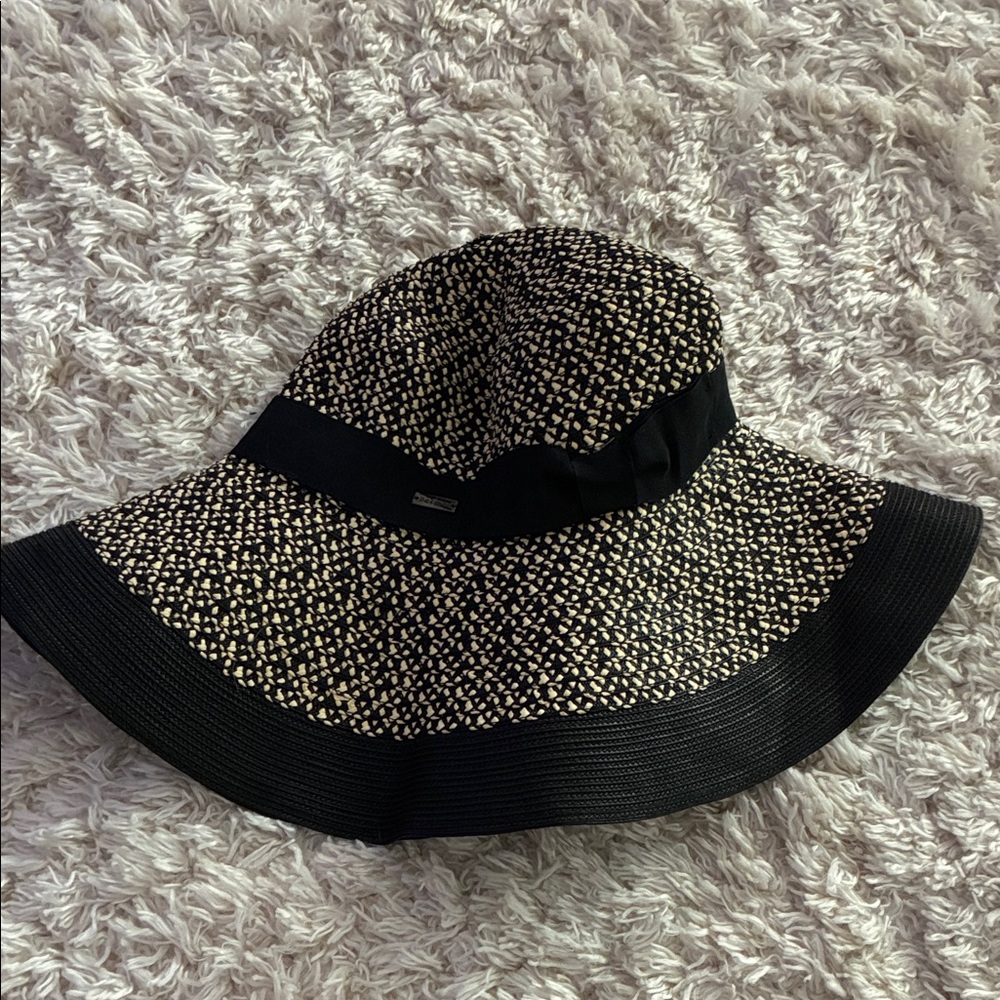 Elegant Black and Cream Women's Hat